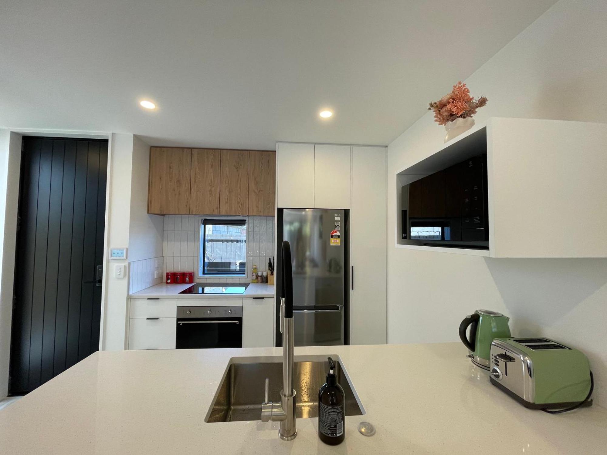 כרייסטצ'רץ' Luxury 2 Bedroom Townhouse Opposite Merivale Mall מראה חיצוני תמונה