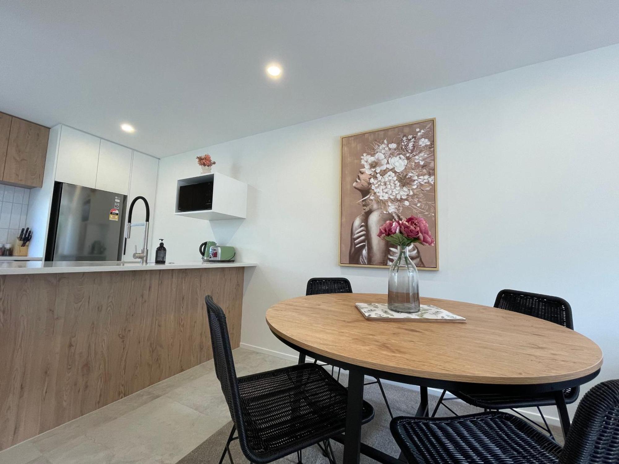 כרייסטצ'רץ' Luxury 2 Bedroom Townhouse Opposite Merivale Mall מראה חיצוני תמונה