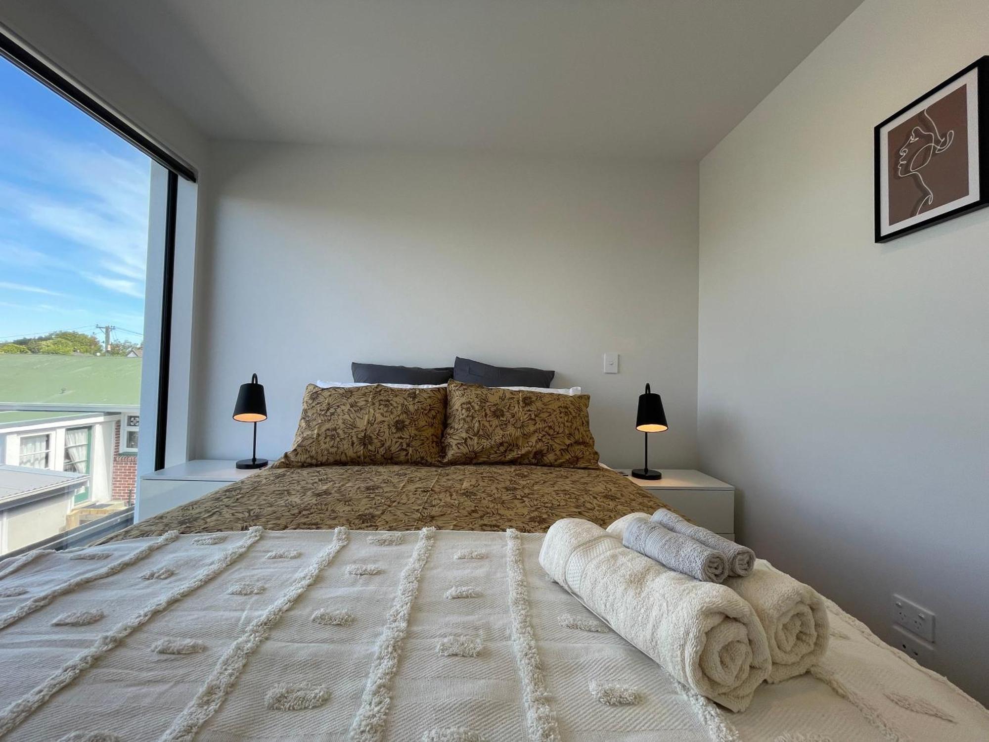 כרייסטצ'רץ' Luxury 2 Bedroom Townhouse Opposite Merivale Mall מראה חיצוני תמונה